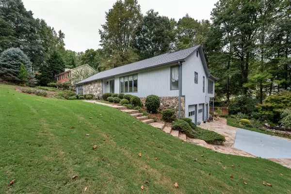 5739 Little Oak TRL, Stone Mountain, GA 30087