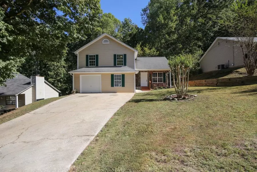 5245 SUGAR CREST DR, Sugar Hill, GA 30518