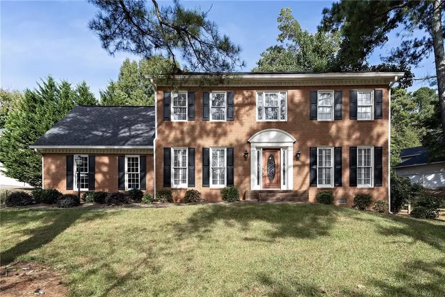 4307 Rocky GLN NE, Roswell, GA 30075