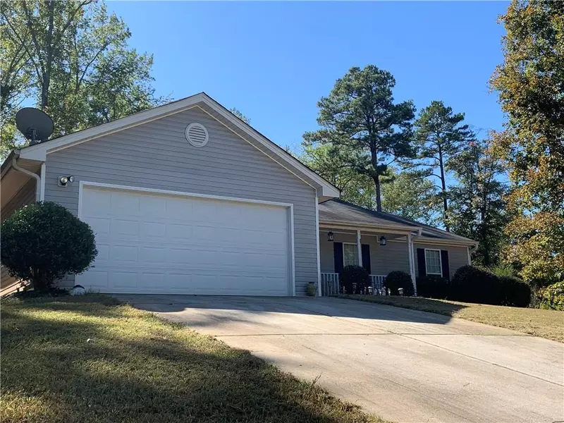 483 Canoe CT, Statham, GA 30666