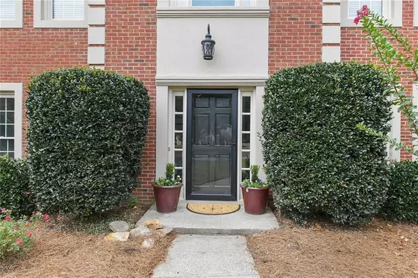 Alpharetta, GA 30005,2400 Rose Walk DR
