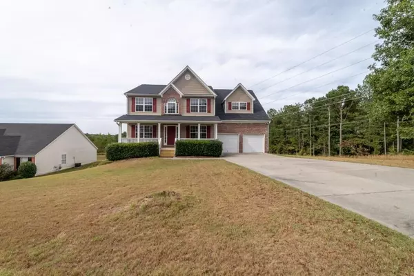 3896 Cove Top CT, Loganville, GA 30052