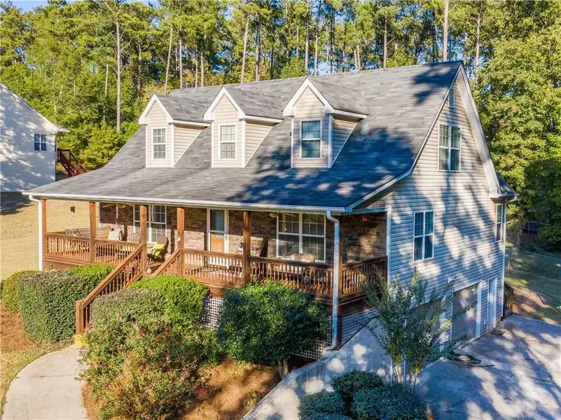 3825 Arbor LN SE, Conyers, GA 30094