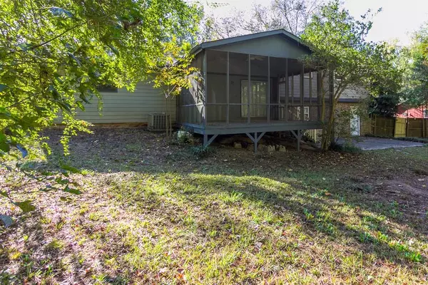 Conyers, GA 30094,858 SE Cochise TRL SE