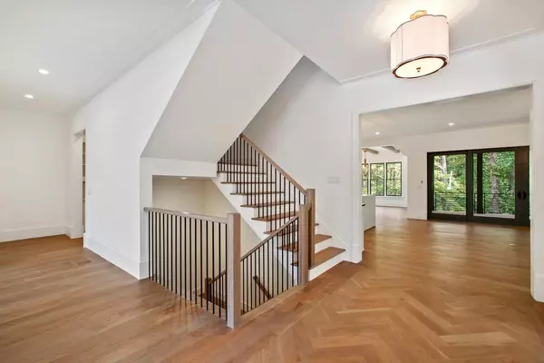 Atlanta, GA 30306,924 Cumberland RD NE