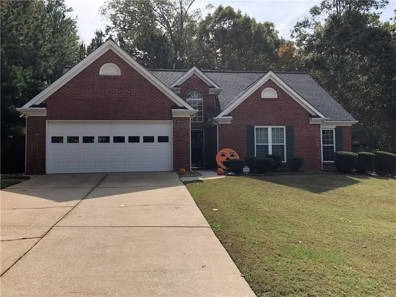 6187 Glen Oak DR, Flowery Branch, GA 30542