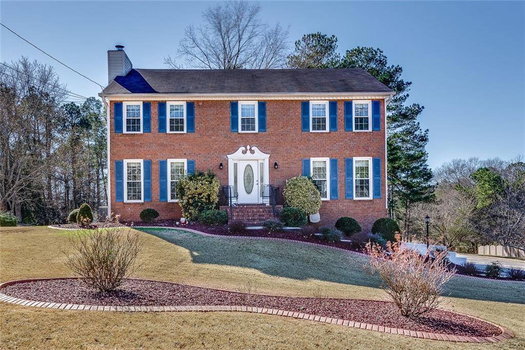 1385 Drakie CT SW, Lilburn, GA 30047