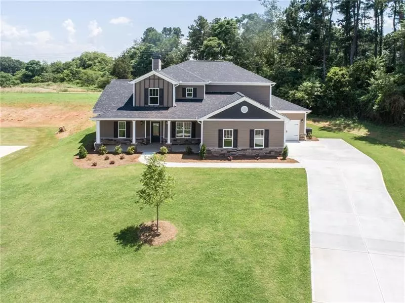 244 Poppyfield Farm DR, Good Hope, GA 30641