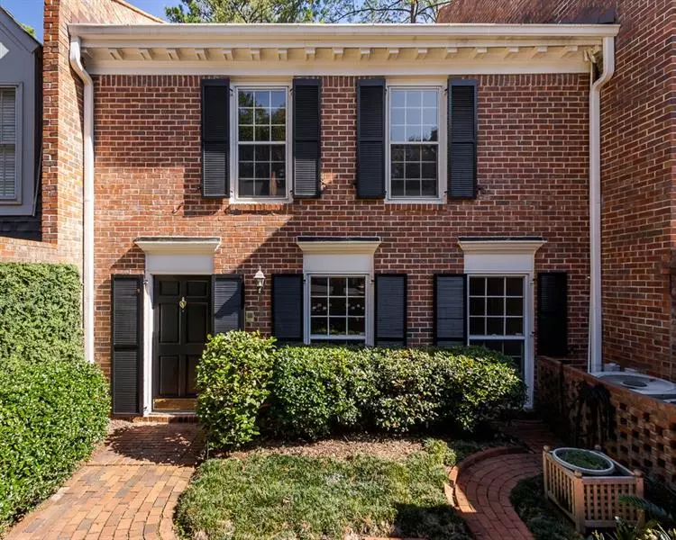 327 The Chace, Sandy Springs, GA 30328