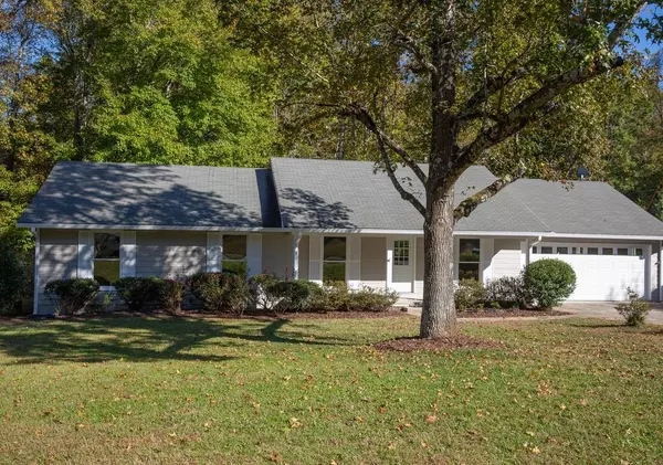 Roswell, GA 30075,335 Monivea LN