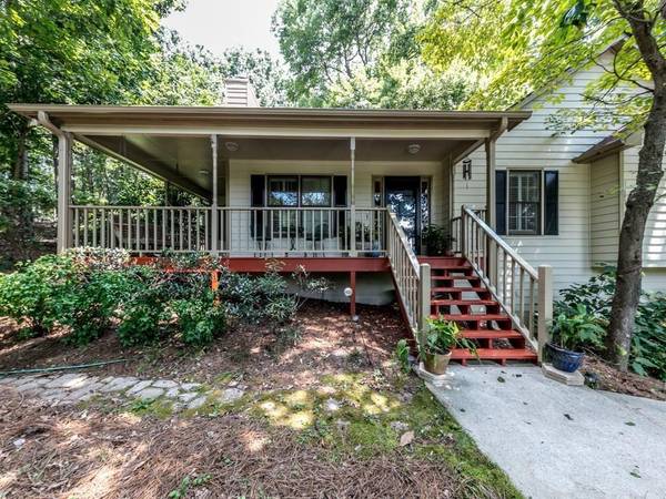 223 Sterling DR, Canton, GA 30115