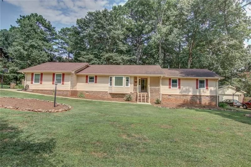 55 Country Roads CIR, Stockbridge, GA 30281