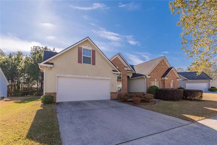 4067 Granite Falls LN, Loganville, GA 30052