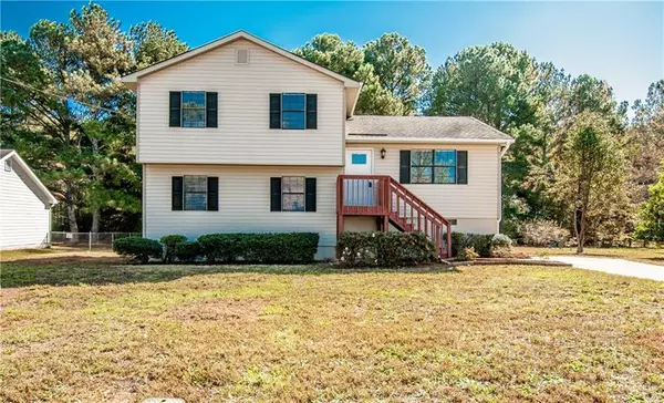 2392 Range Heights TER, Loganville, GA 30052