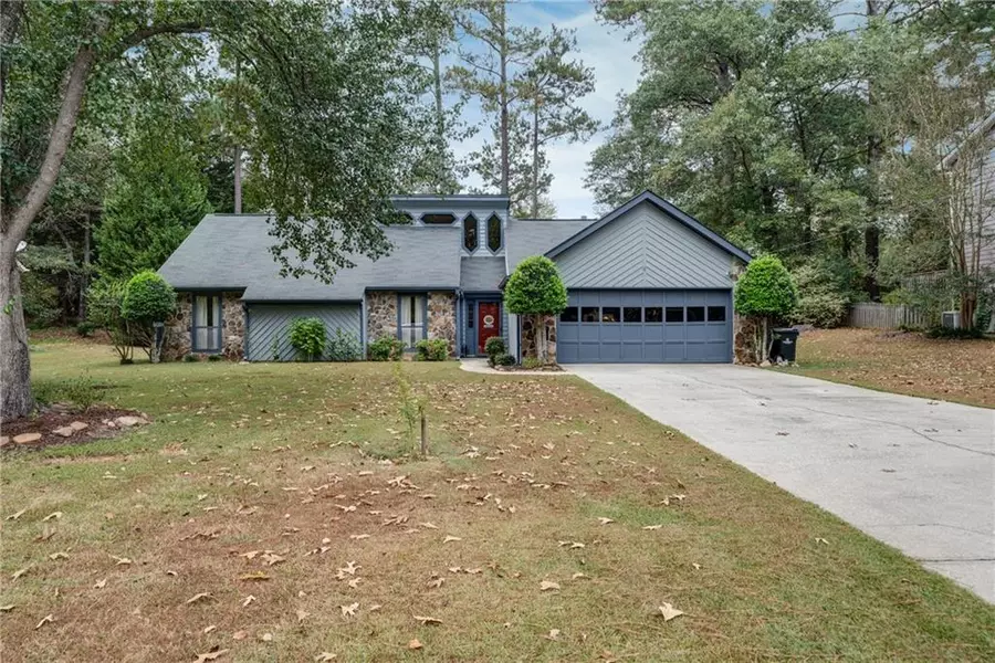 1214 Cone CIR, Grayson, GA 30017