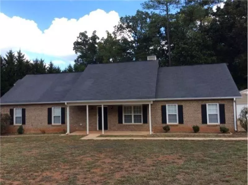 350 Woods LN, Mcdonough, GA 30252