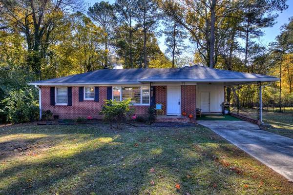 13 Meadow LN SW, Rome, GA 30165