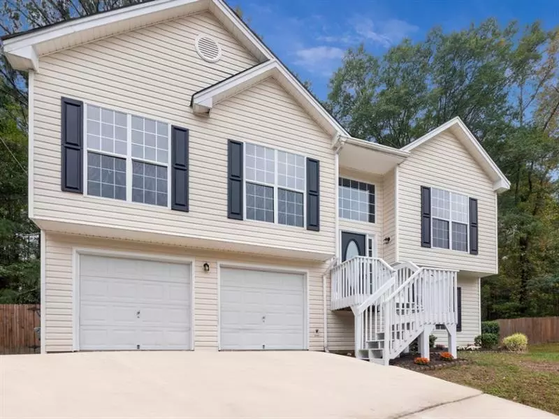 3075 Sandy CIR, Riverdale, GA 30296