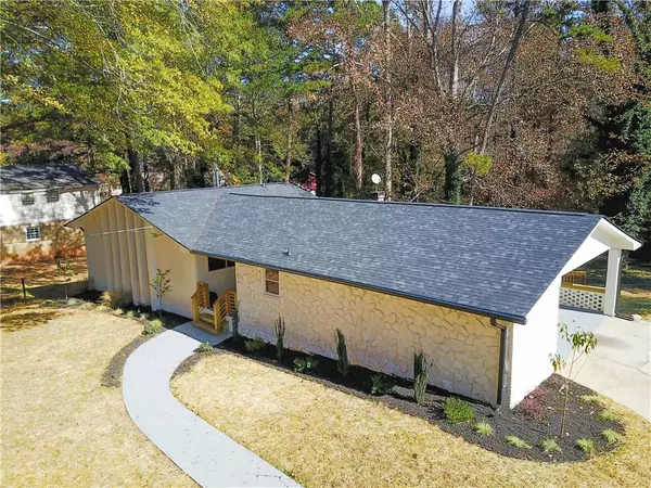 510 Waterview LN, Stone Mountain, GA 30088