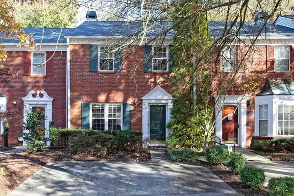 656 Anderson WALK, Marietta, GA 30062