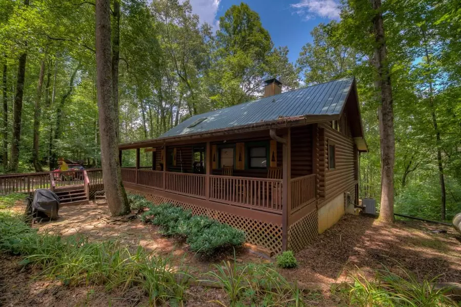 346 Rusty Lady LN, Ellijay, GA 30536