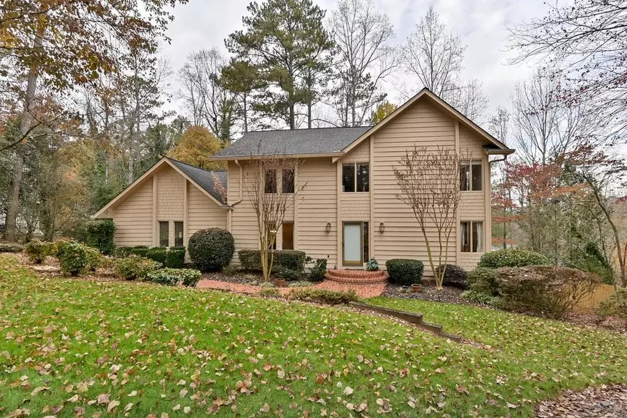 5564 Woodberry CIR, Marietta, GA 30068