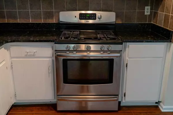 Lawrenceville, GA 30046,384 Hemlock DR