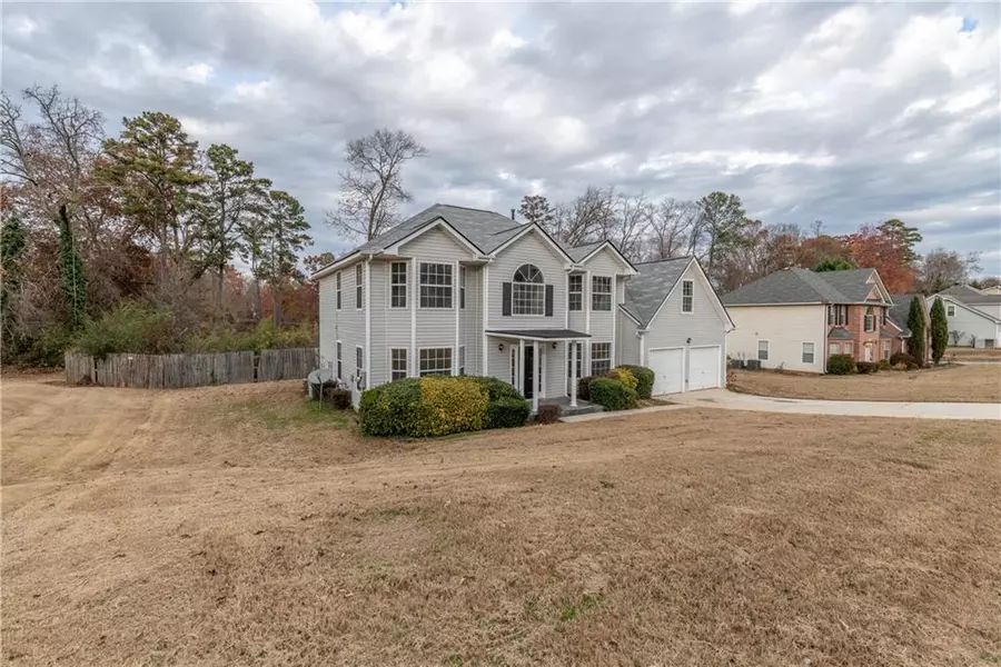 5546 Carriage Walk WAY, Stone Mountain, GA 30087