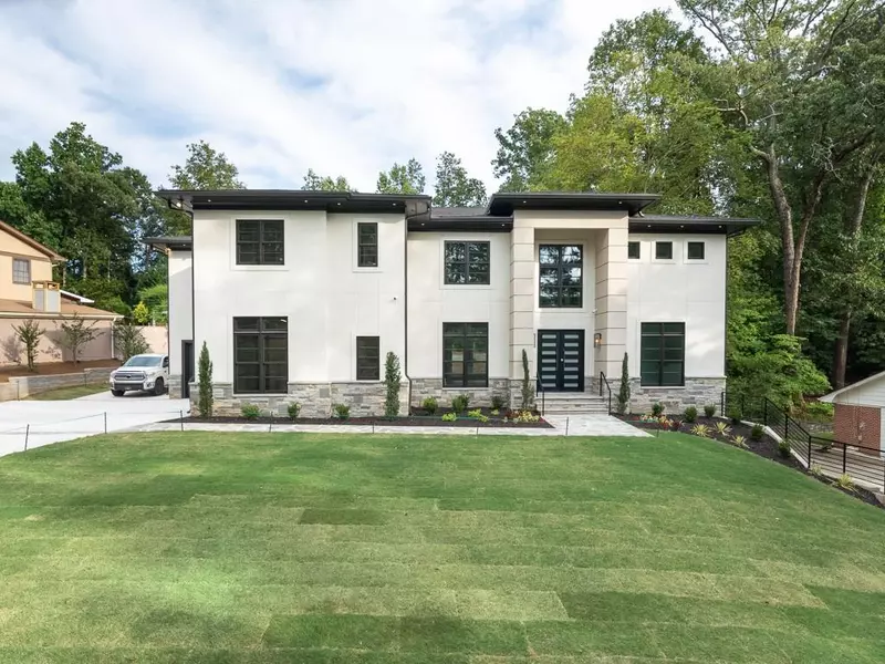 2403 Lively TRL NE, Atlanta, GA 30345