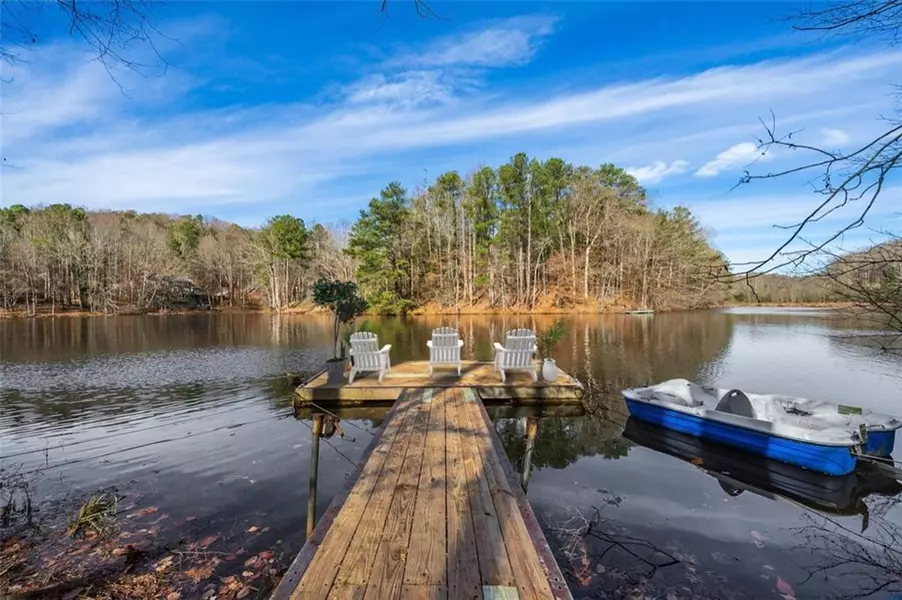 240 Grogans Lake PT, Sandy Springs, GA 30350