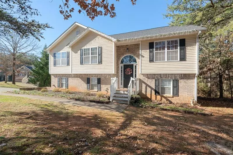 34 Easton TRCE, Adairsville, GA 30103