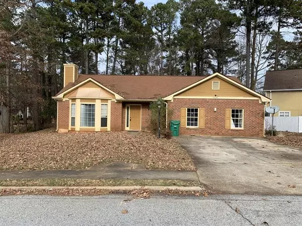 6528 Battery PT, Stone Mountain, GA 30087