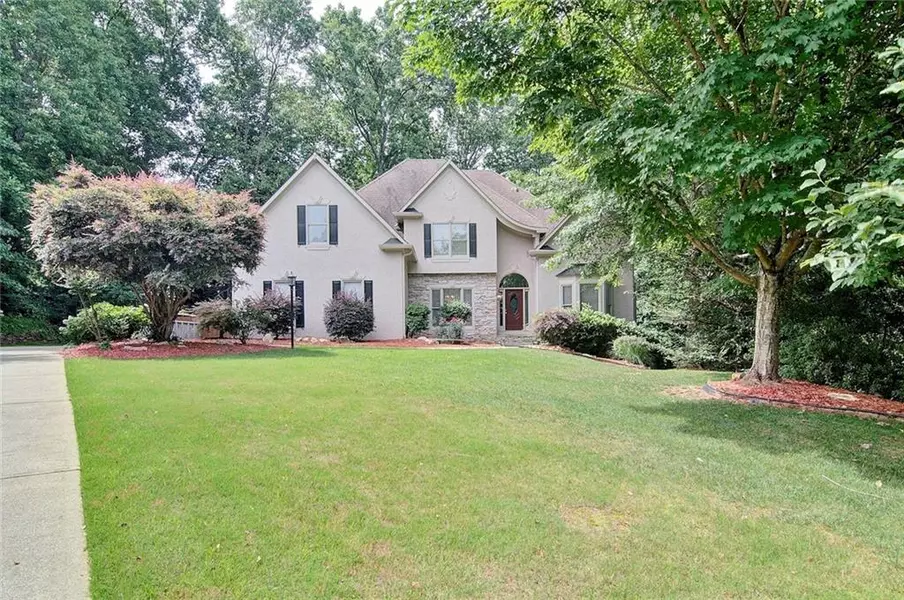 318 Quiet Hill LN, Woodstock, GA 30189