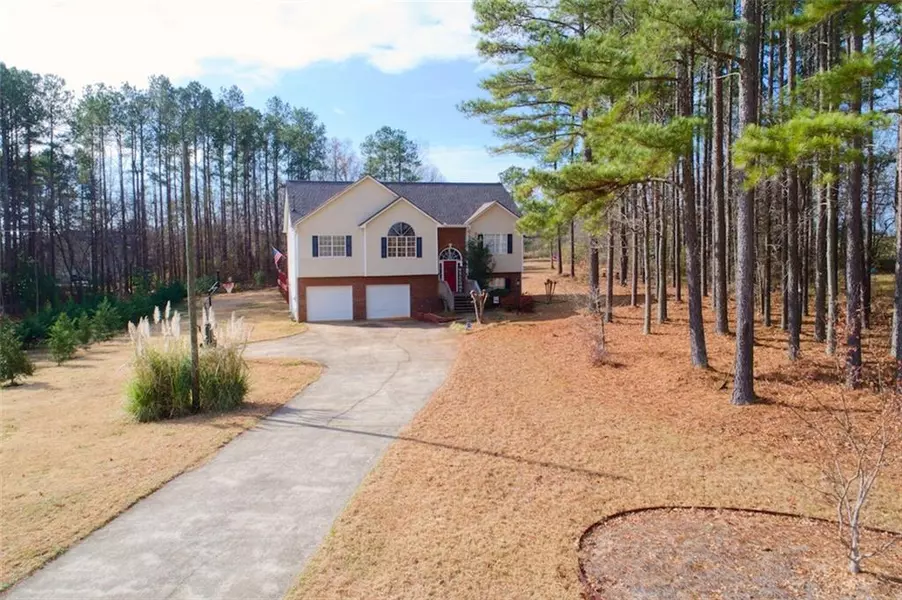 245 Eagles Nest CIR, Carrollton, GA 30116