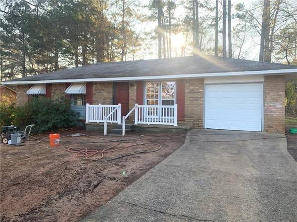 8209 Eton CT, Jonesboro, GA 30238