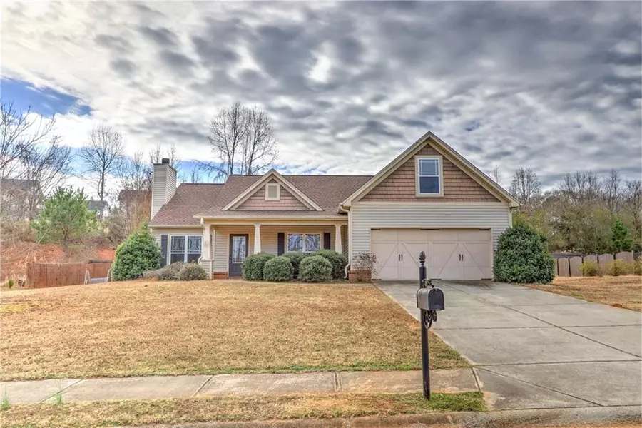 182 Hampton DR, Jefferson, GA 30549