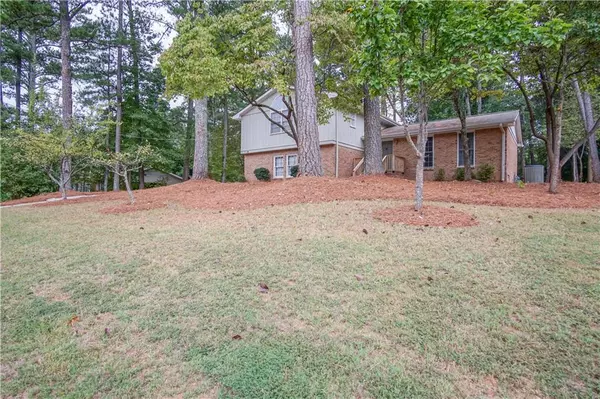 Roswell, GA 30075,4566 Mountain Creek DR NE