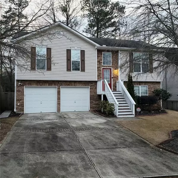 5822 Bridgeport CT, Flowery Branch, GA 30542