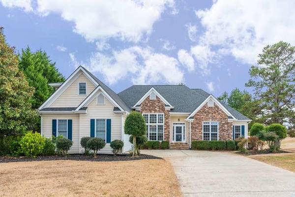 110 Country Club LN, Hiram, GA 30141