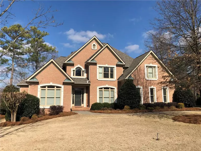 2404 Glenmore LN, Snellville, GA 30078