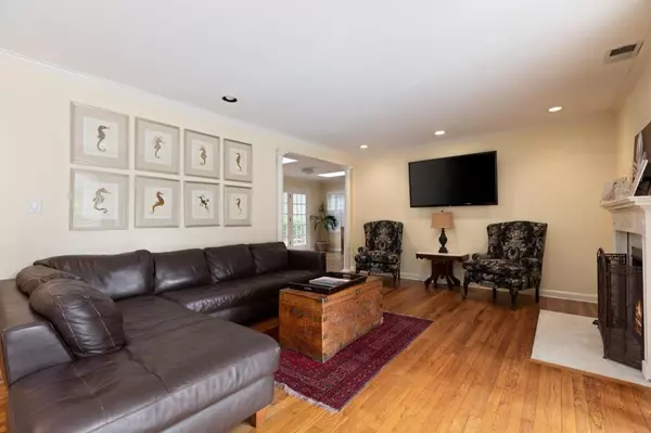 Atlanta, GA 30309,246 Camden RD