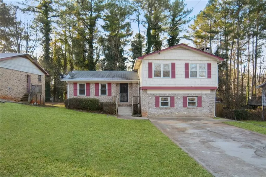 4162 Northstrand DR, Decatur, GA 30035