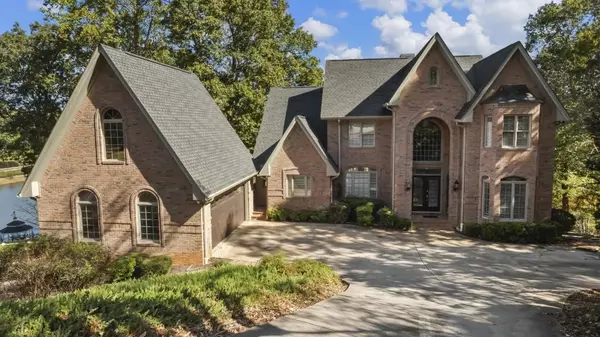 4617 Blakeford CT, Flowery Branch, GA 30542