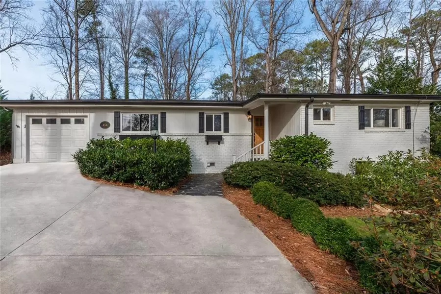 454 Carolwood LN, Atlanta, GA 30342