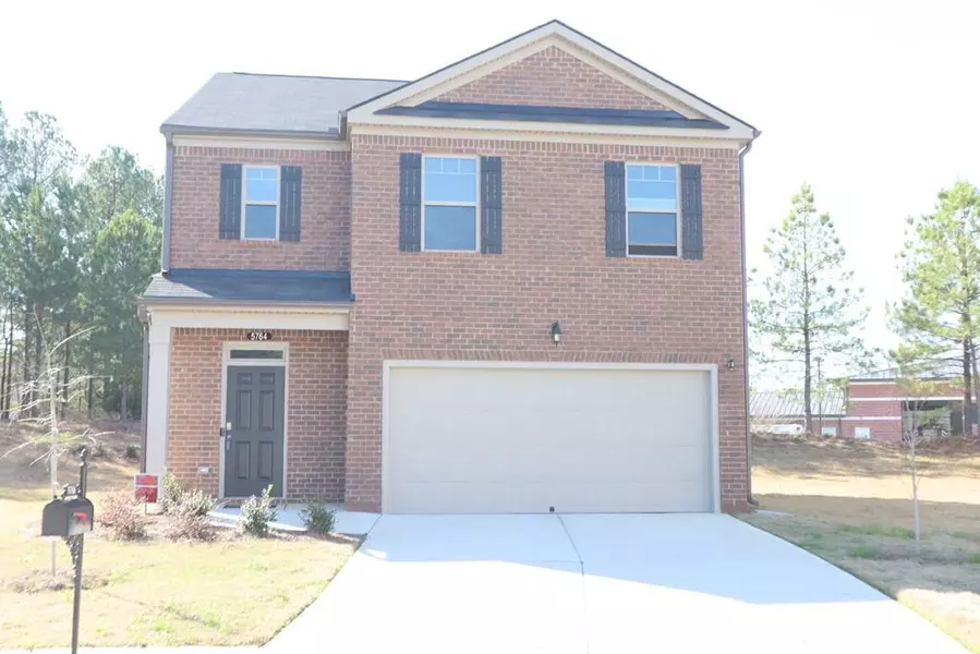 5764 BARRINGTON RUN, Union City, GA 30291