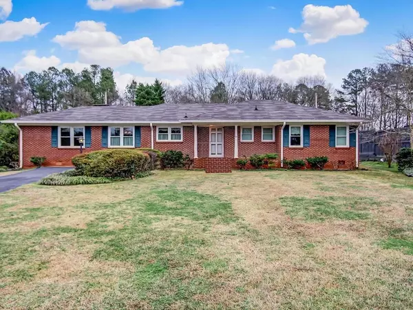 115 Shadburn Ferry RD, Buford, GA 30518