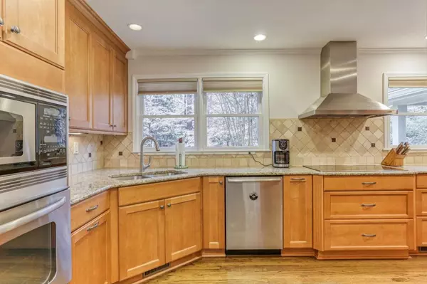 Decatur, GA 30033,1533 Tamarack TRL