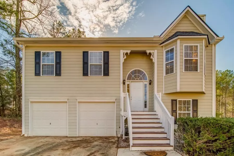 9965 Rivercliff LN, Villa Rica, GA 30180