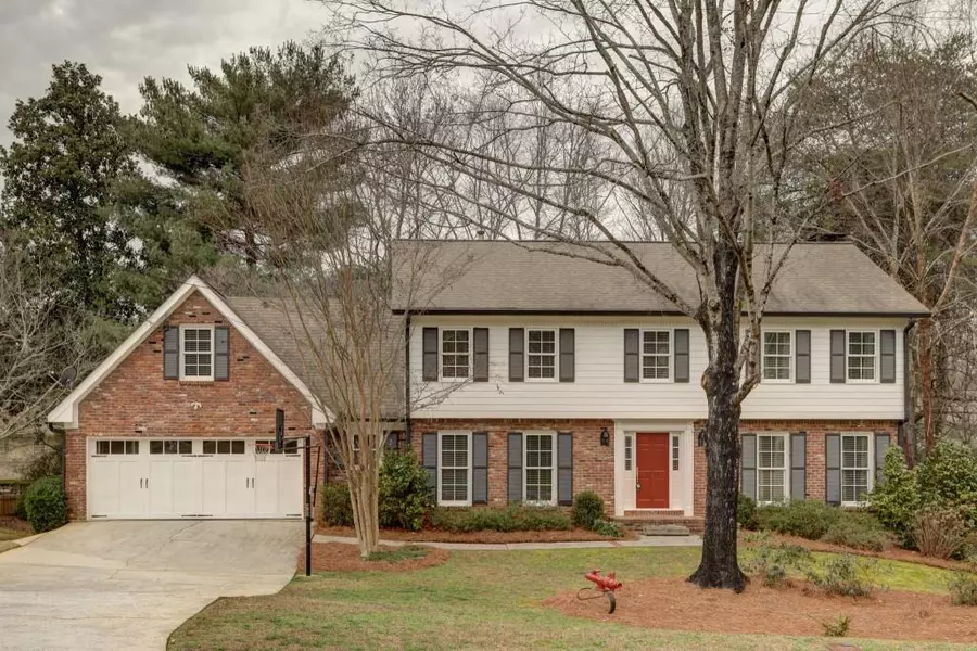 5354 Redfield RD, Dunwoody, GA 30338