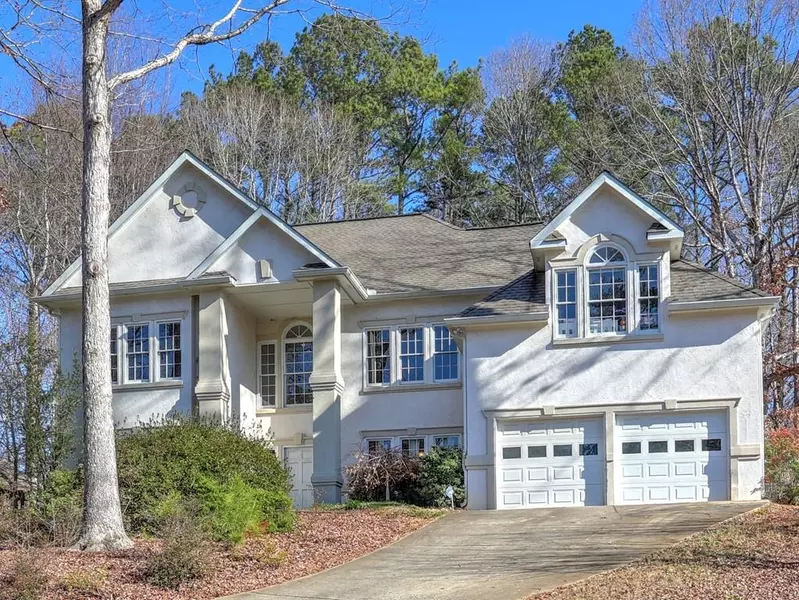 3338 Trails End RD NE, Roswell, GA 30075